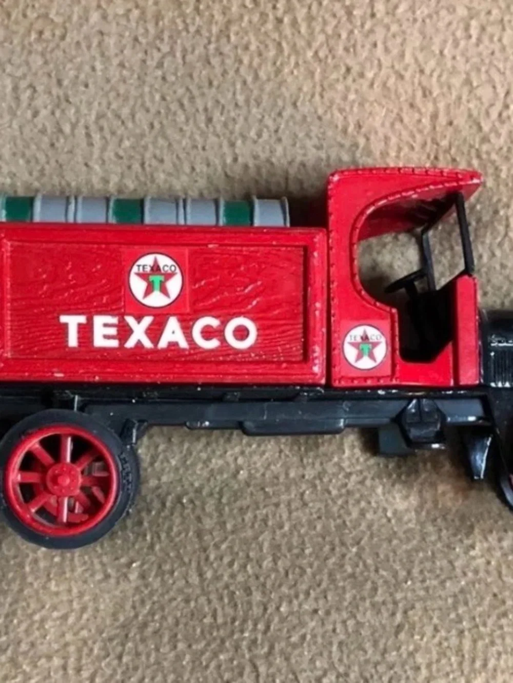 Vintage 1992 Ertl Texaco 1925 Kenworth Stake Truck Coin Bank Die cast